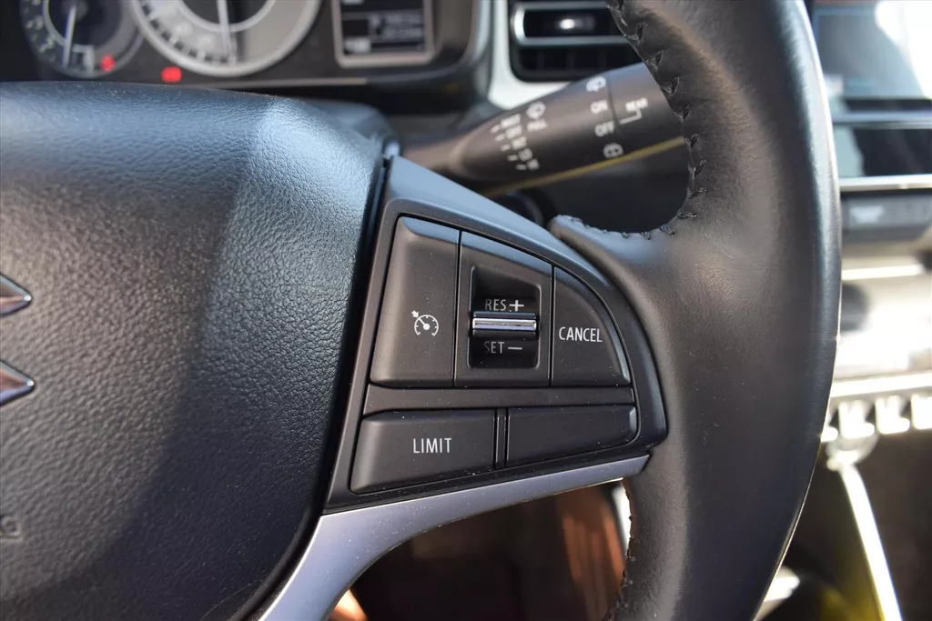 SUZUKI Ignis 1.2 Smart Hybrid 83pk Style SUZUKI Ignis 1.2 Smart Hybrid 83pk Style