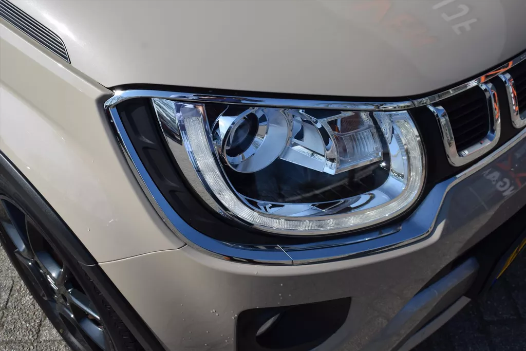 SUZUKI Ignis 1.2 Smart Hybrid 83pk Style SUZUKI Ignis 1.2 Smart Hybrid 83pk Style