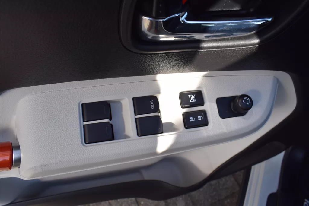 Suzuki Ignis 1.2 Smart Hybrid 83pk Style Suzuki Ignis 1.2 Smart Hybrid 83pk Style