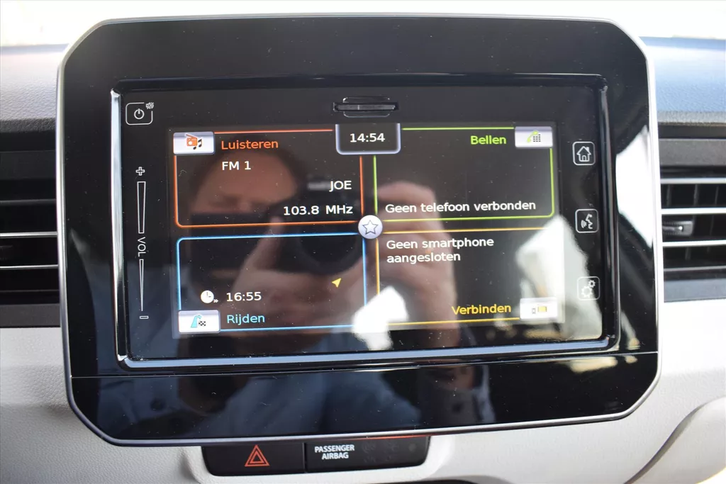 Suzuki Ignis 1.2 Smart Hybrid 83pk Style Suzuki Ignis 1.2 Smart Hybrid 83pk Style