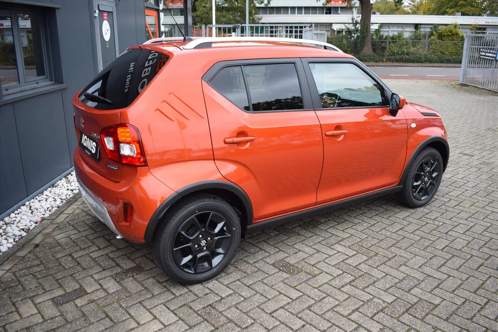SUZUKI Ignis 1.2 Smart Hybrid 83pk CVT Select SUZUKI Ignis 1.2 Smart Hybrid 83pk CVT Select