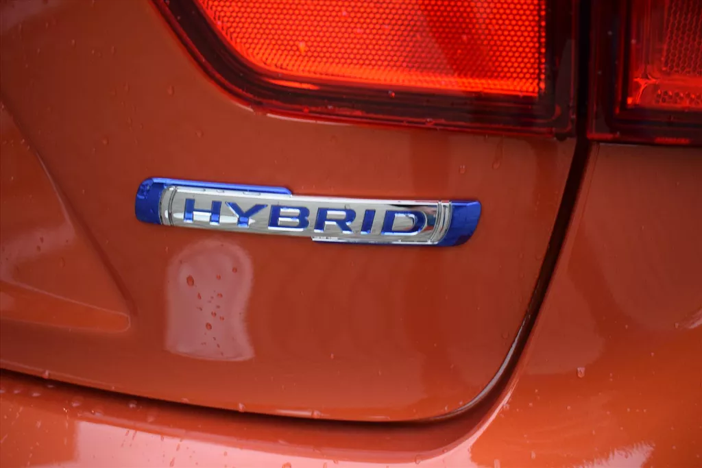 SUZUKI Ignis 1.2 Smart Hybrid 83pk CVT Select SUZUKI Ignis 1.2 Smart Hybrid 83pk CVT Select