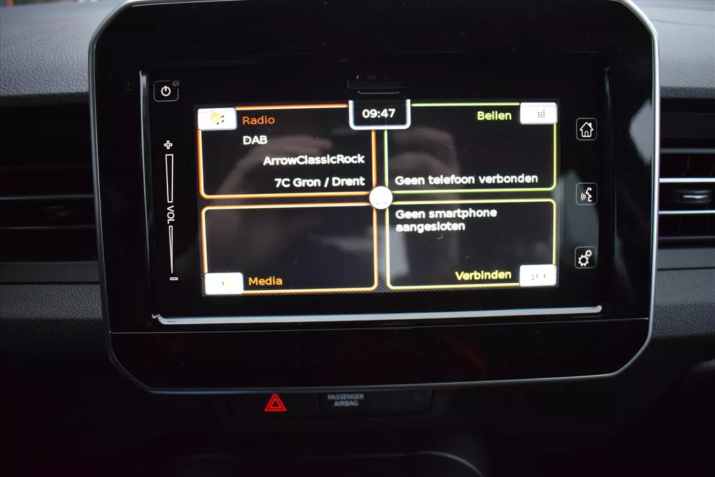 SUZUKI Ignis 1.2 Smart Hybrid 83pk CVT Select SUZUKI Ignis 1.2 Smart Hybrid 83pk CVT Select