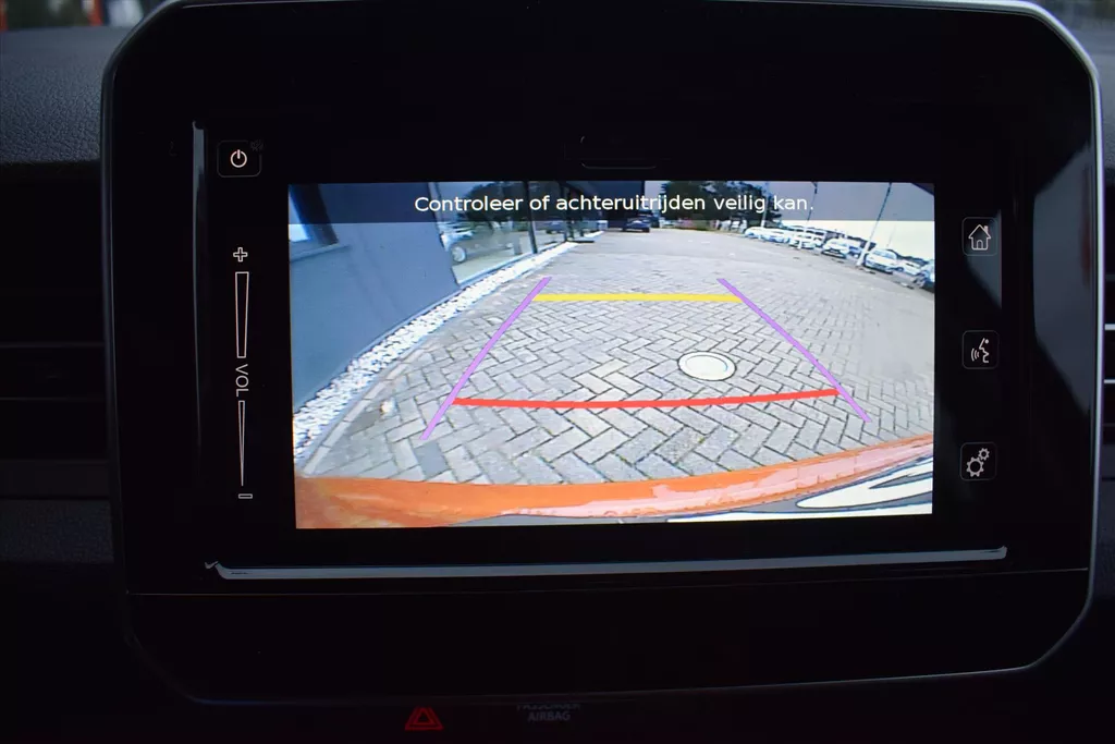 SUZUKI Ignis 1.2 Smart Hybrid 83pk CVT Select SUZUKI Ignis 1.2 Smart Hybrid 83pk CVT Select